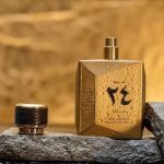 عطر و ادکلن ارض الزعفران عود 24 آورز مجستیک گلد_زنانه و مردانه 100میل (ادو پرفیوم) - Image 2