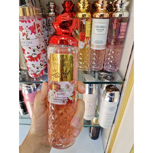 Body-Splash-Flowers-Secret-Scarlet-Breeze-Ampere---Women's-250-ml خرید بادی اسپلش فلاورز سکرت اسکارلت بریز امپر - زنانه ۲۵۰ میل فروشگاه اینترنتی گیلاس بیوتی